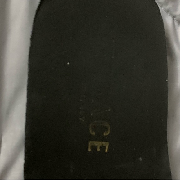 Versace Pebble Leather Drivers - Picture 6 of 10